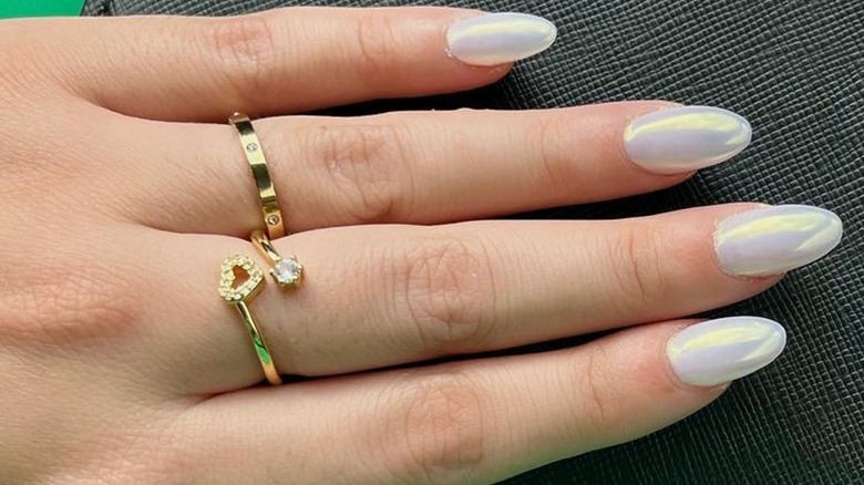 chromatic pearl nails